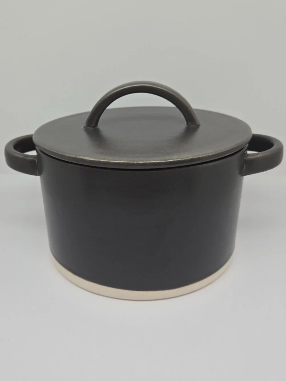Terrain Bakeware, West Elm, Ceramic Stoneware Pot with Lid, Dark Brown